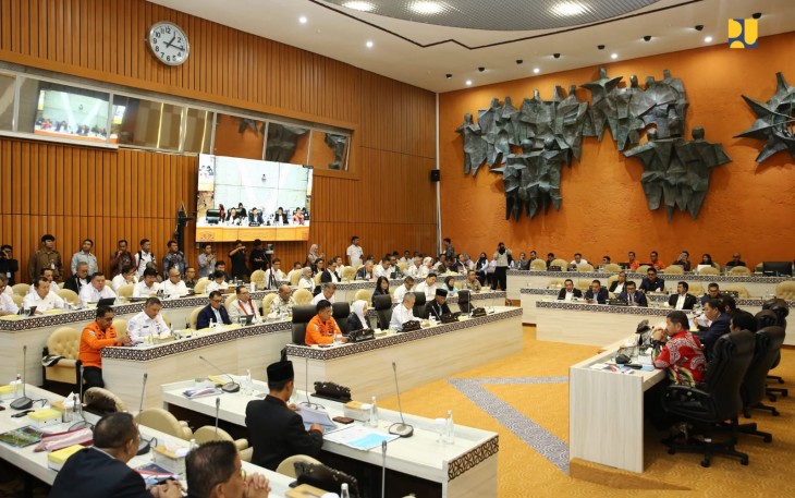 Rapat Kerja Komisi V DPR RI
