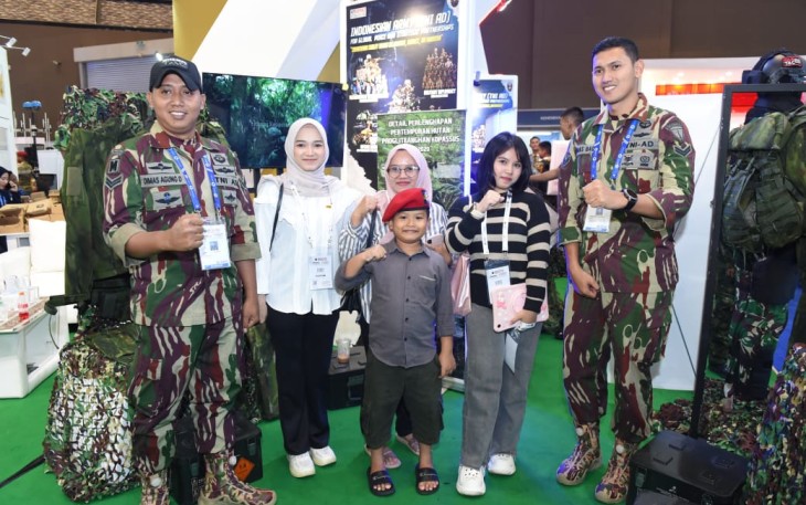 Stand TNI AD Jadi Primadona di Hari Terakhir Indo Defence 2025