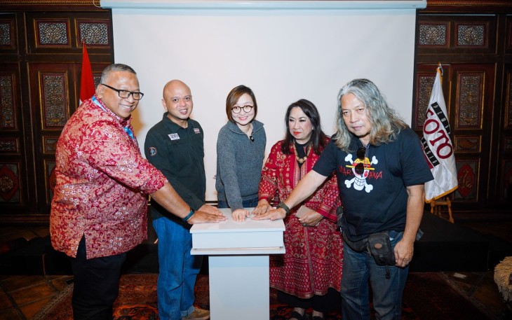 Wakil Menteri Ekonomi Kreatif (Wamen Ekraf) Irene Umar membuka secara resmi pameran fotografi Rekam Jakarta 2025 edisi ke-6 yang digelar oleh Pewarta Foto Indonesia Jakarta (PFI-J) di Galeri Cemara, Menteng, Jakarta. Wamen Ekraf Irene menilai pameran ini merupakan arsip perubahan Jakarta