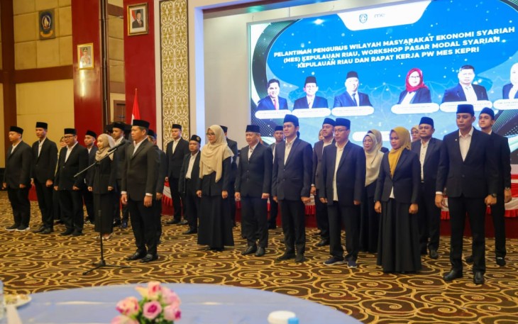 Pengurus Wilayah Masyarakat Ekonomi Syariah (PW MES) Kepulauan Riau resmi dilantik pada Kamis (12/6) di Balairung Wan Seri Beni, Dompak