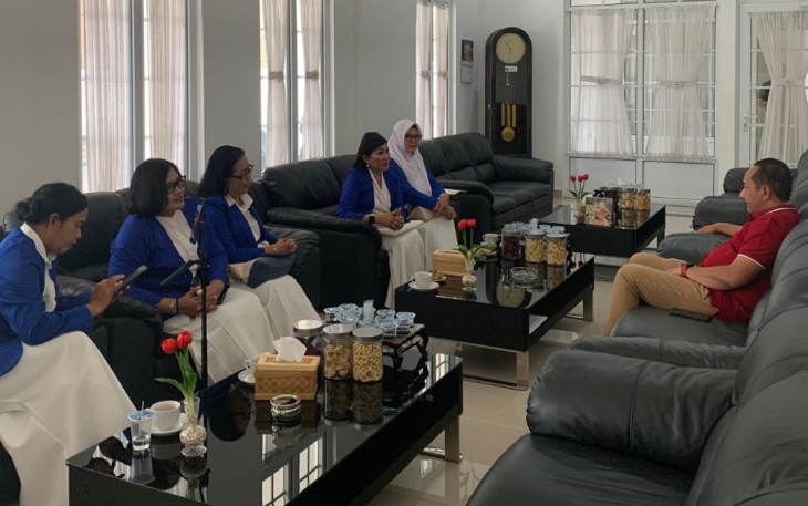 Audiensi pengurus IWAPI Karanganyar dengan Bupati Rober Christanto, di Rumah Dinas Bupati Karanganyar, Jumat (26/9/2025)