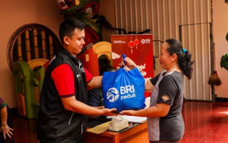BRI Peduli Warga di Tangerang dan Singkawang 