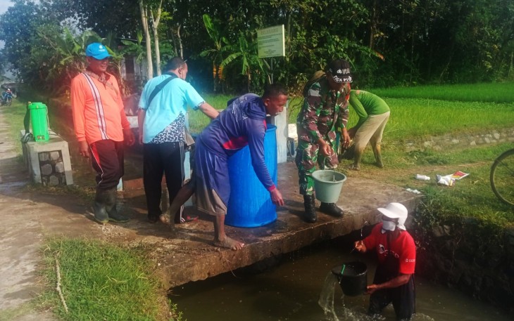 Gerakan Pengendalian (Gerdal) OPT yang digelar bersama Dinas Pertanian, Jumat (22/8/2025).