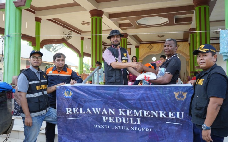 Bea Cukai Lhokseumawe saat salurkan Bantuan Logistik ke Kabupaten Bireuen