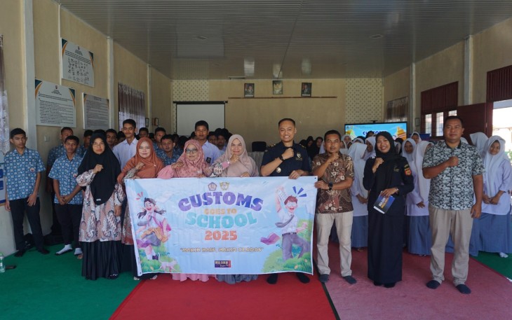 Bea Cukai Meulaboh Edukasi Generasi Muda melalui “Customs Goes to School”