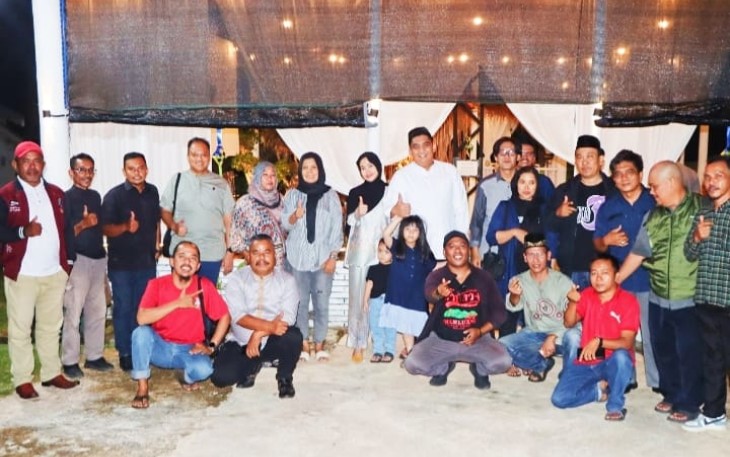 Foto Bersama usai buka puasa bersama