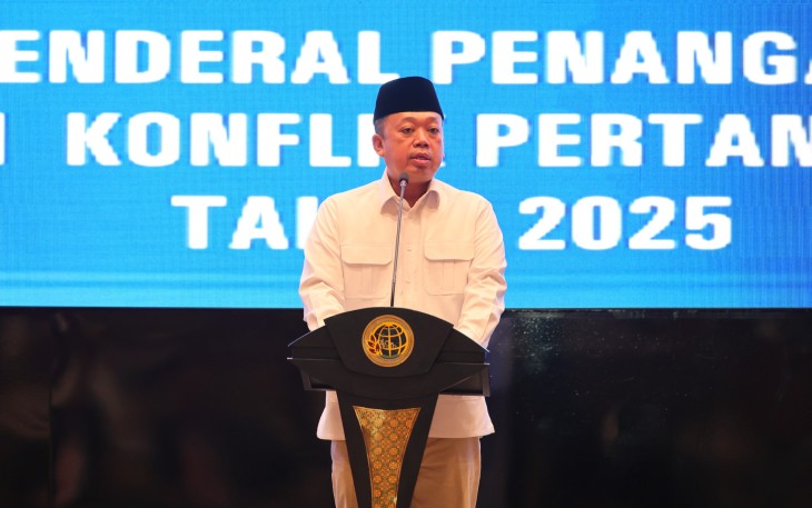 Menteri ATR/Ka.BPN RI, Nusron Wahid dalam Rapat Koordinasi (Rakor) Pencegahan dan Penanganan Tindak Pidana Pertanahan, Rabu (03/12/2025).