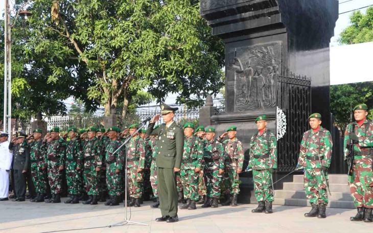 Kasdim 0807/Tulungagung Mayor Arh Untung Wiyono 