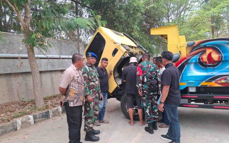 Satgas Pamtas Yonarmed 12 Kostrad gagalkan penyeludupan kendaraan 