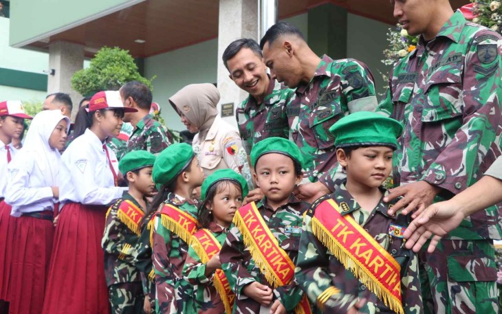 Ucapan HUT Ke-80 TNI di Kodim 0807/Tulungagung 
