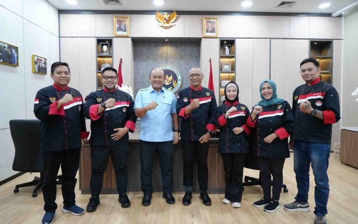 Kepala BGN Dadan Hindayana foto bersama ICA di Jakarta 