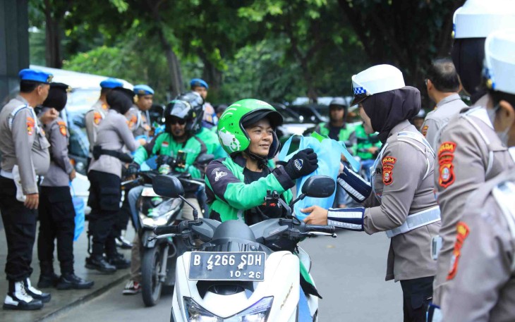 Jum'at peduli Polda Metro Jaya