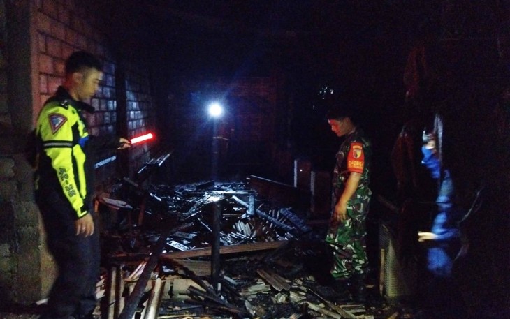 Padamkan api rumah warga desa binaan 