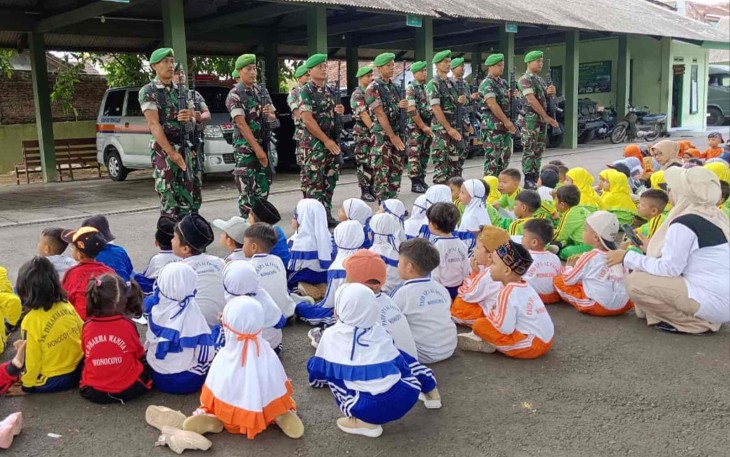 Outing class sekolah wilayah desa binaan 