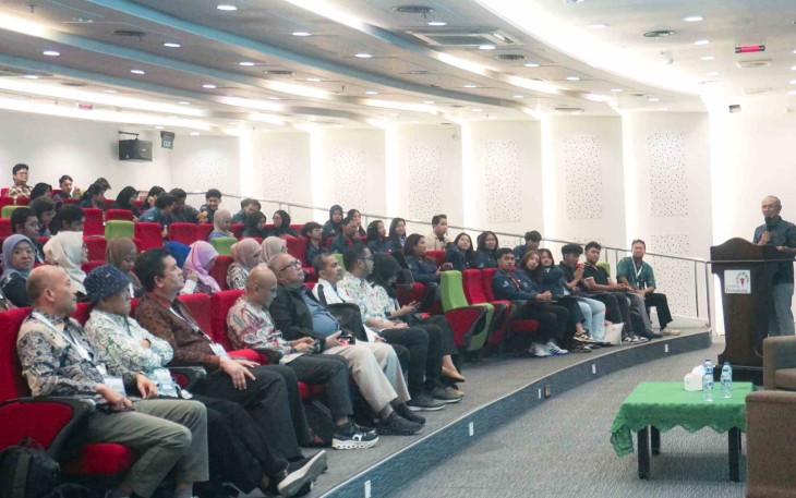 Dokumentasi: Pembukaan Seminar Nasional ISLI 2025 oleh Prof. Wawan (Rektor Universitas Pertamina)