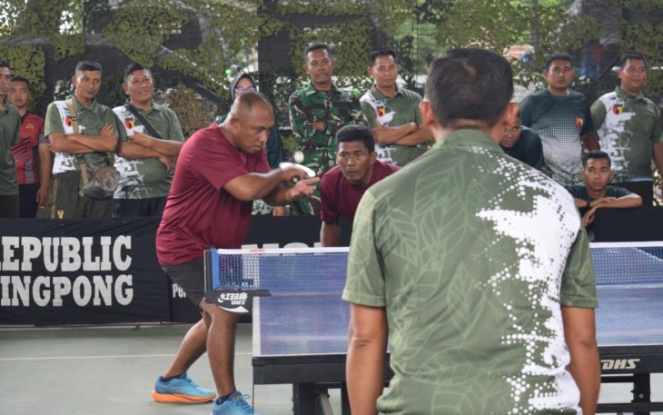 Prajurit Korem 081/DSJ adu skill tenis meja