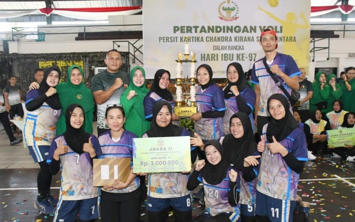Tim Voli Persit KCK Koorcab Rem 081