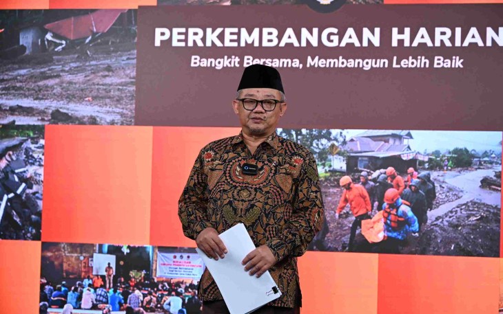 Mendikdasmen Abdul Mu'ti saat memberikan keterangan pers di Jakarta, Selasa (30/12)