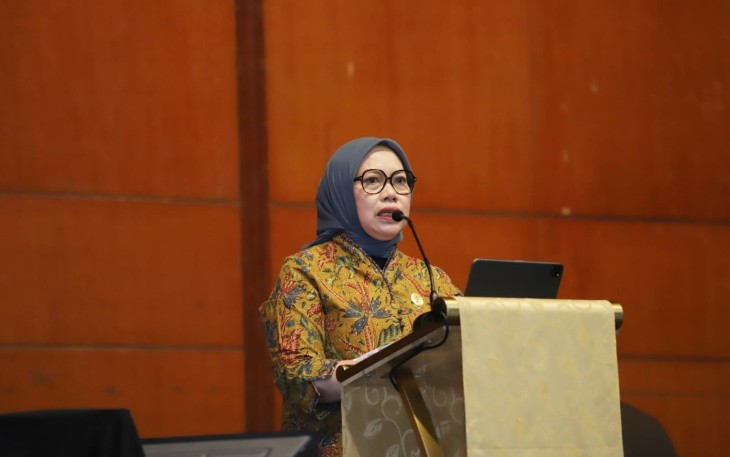  Deputi Bidang kelembagaan dan Tata Laksana KemenPANRB, Nanik Murwati saat membuka Rapat Konsolidasi Penataan Bidang Kelembagaan Dan Tata Laksana Instansi Pusat Tahun 2026 di Jakarta, Jumat (12/12).