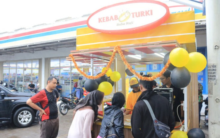 Dokumentasi Ekspansi Besar-Besaran! Kebab Turki Baba Rafi Luncurkan 15 Outlet Baru di Bekasi