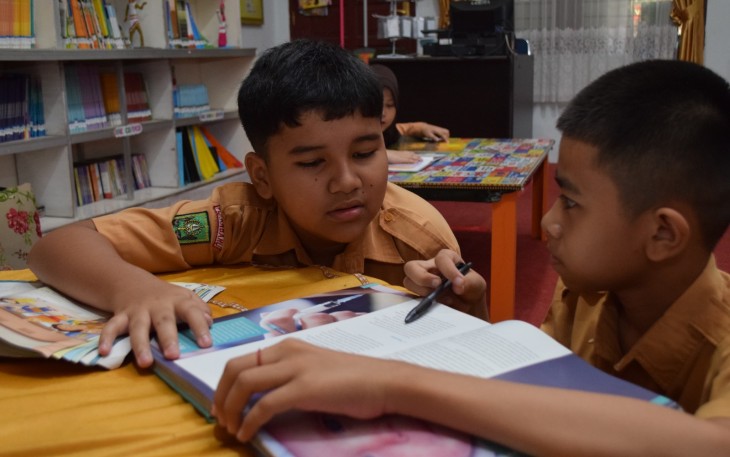 Gerakan Literasi 3S (Seratus, Seribu, Sejuta) yang didukung dengan program rutin mingguan Selasih (Serempak Selasa Berliterasi).