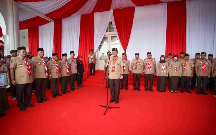 Gubernur Kepulauan Riau Ansar Ahmad saat memimpin Upacara Peringatan Hari Pramuka ke-64 Tingkat Provinsi Kepri di halaman Gedung Daerah, Tanjungpinang, Jumat (15/8/2025).