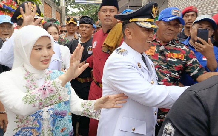 Walikota Depok Supian Suri disambut meriah masyarakat, Kamis (20/2)