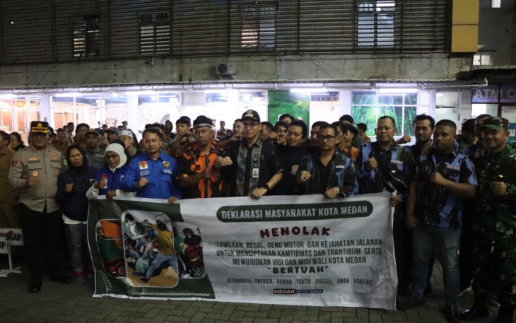 Kpolrestabes Medan Bersama Walikota Medan Pimpin Apel  dan Patroli Satgas Anti Tawuran.