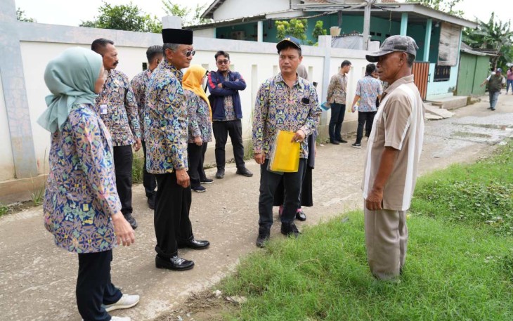 Menteri PU Dody Hanggodo mengunjungi Desa Buni Bakti, Kecamatan Babelan