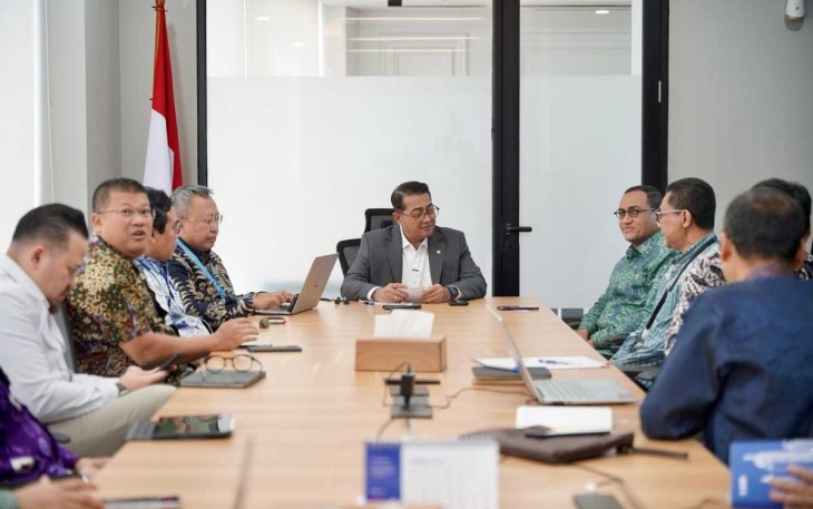 Kemenekraf gandeng OJK dan Kemenkeu untuk permudah akses permodalan industri kreatif, Istana Negara, Jakarta, Jumat (21/03/2025).
