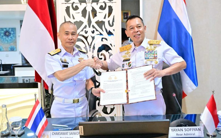Asops Kasal Laksamana Muda TNI Yayan Sofian bersama delegasi Royal Thai Navy di Jakarta 
