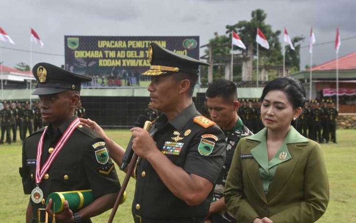 Pangdam XVIII Kasuari Mayjen TNI Jimmy Ramoz Manalu