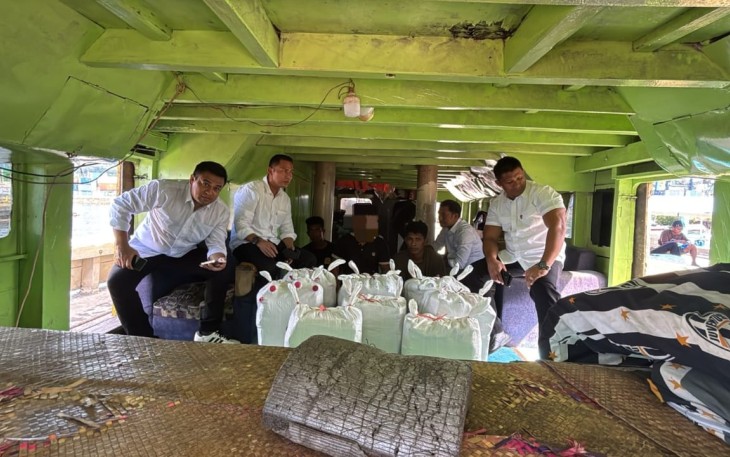Satresnarkoba Polres Bitung Gagalkan Pengiriman Ratusan Liter Miras Jenis Cap Tikus Kewilayah Maluku Utara