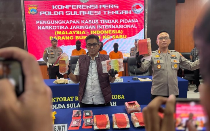 Dirresnarkoba Polda Sulteng Kombes Pribadi Sembiring saat konferensi pers 