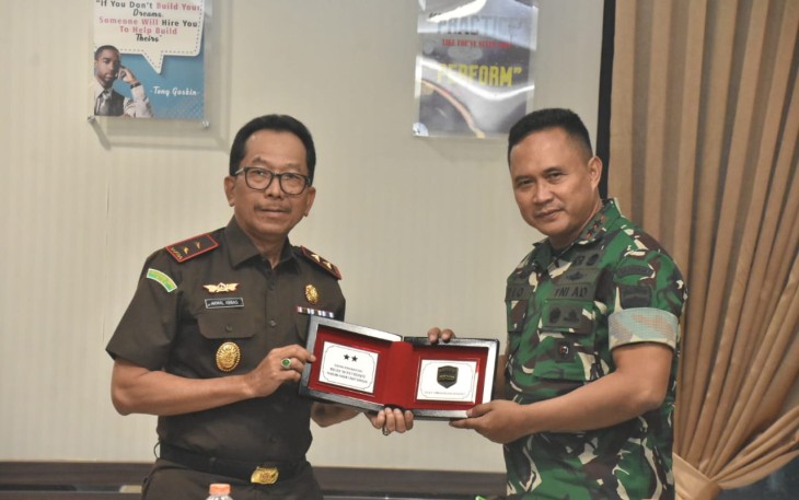 Pangdam I/BB Lakukan Kunjungan Silaturahmi ke Kantor Kejaksaan Tinggi Riau
