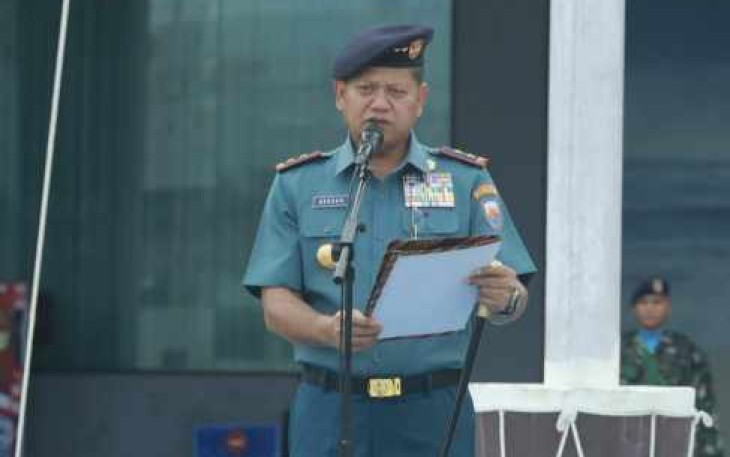 Pangkoarmada III Laksda TNI Hersan 