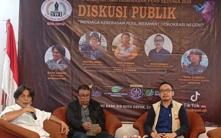 Diskusi publik peringati hari Kebebasan Pers Sedunia 2025 di Depok, Kamis (22/5)