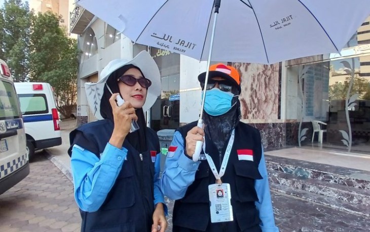 Ilustrasi petugas kesehatan di Makkah