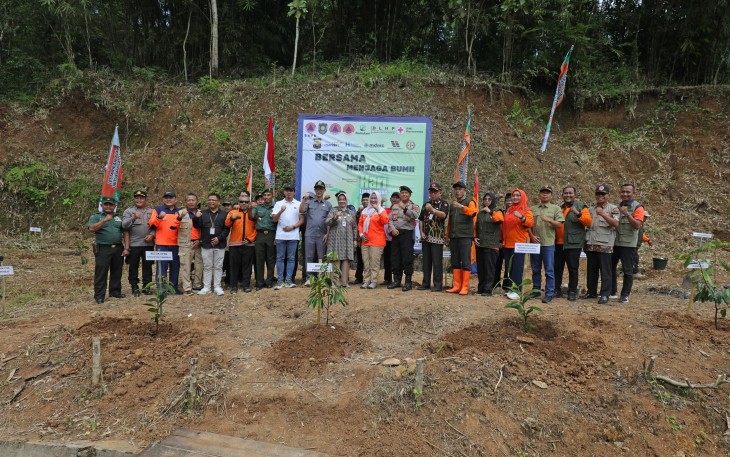 Giat Pemulihan Sumber Daya Alam dan Lingkungan Pasca Bencana Tanah Longsor di Kecamatan Purwerejo 