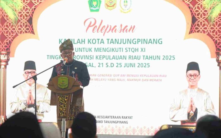 Wali Kota Tanjungpinang Lepas Kafilah Kota Tanjungpinang ke STQH XI Tingkat Provinsi Kepri