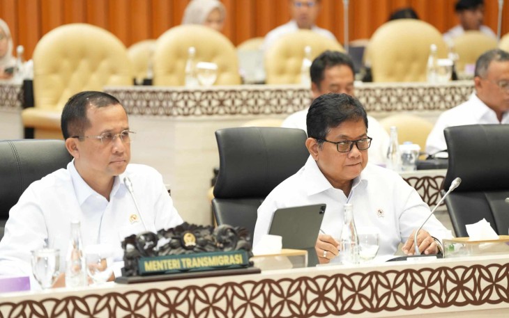 Wamen Viva Yoga saat RDP bersama DPR RI di Jakarta, Senin (30/6)