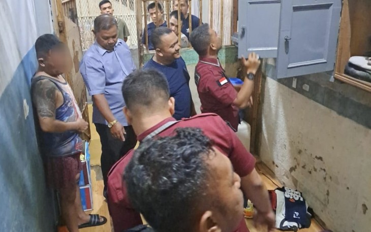 Pengecekan ruang tahanan di Rutan Labuhan Deli 