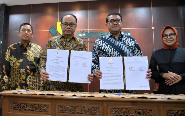 Menteri Koperasi (Menkop) Budi Arie Setiadi dalam keterangannya usai penandatangan MoU di Jakarta, Kamis (10/7/2025)