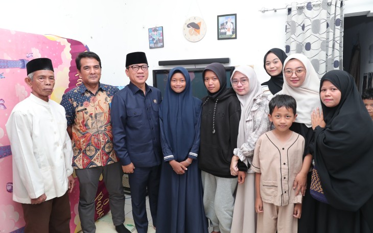Mendes Yandri Jemput Anak Yatim di Pabuaran yang Ingin Jadi Polwan