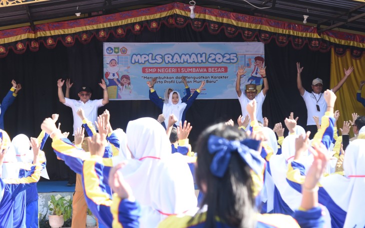 MPLS Ramah Jadi Gerbang Awal Pendidikan Bermakna di Sumbawa
