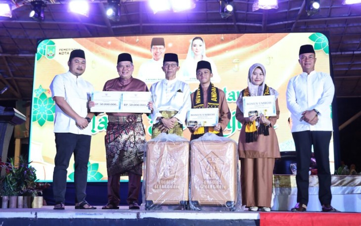 Pimpinan dan Anggota DPRD Batam Meriahkan Perayaan Tahun Baru 1447 Hijriah di Engku Putri