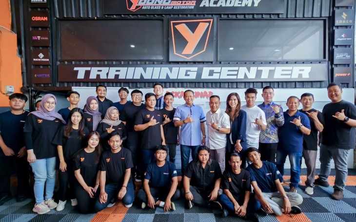 Anggota DPR RI sekaligus Ketua Umum Ikatan Motor Indonesia (IMI) Bambang Soesatyo mengapresiasi berdirinya Yoong Motor Academy Training Center di Surabaya, Jawa Timur