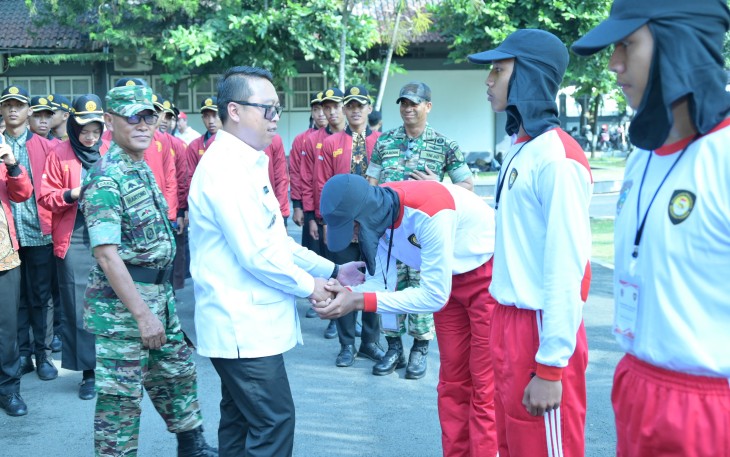 Pemerintah Kabupaten (Pemkab) Karanganyar secara resmi membuka kegiatan pendidikan dan pelatihan calon Pasukan Pengibar Bendera Pusaka (Paskibraka) Tahun 2025