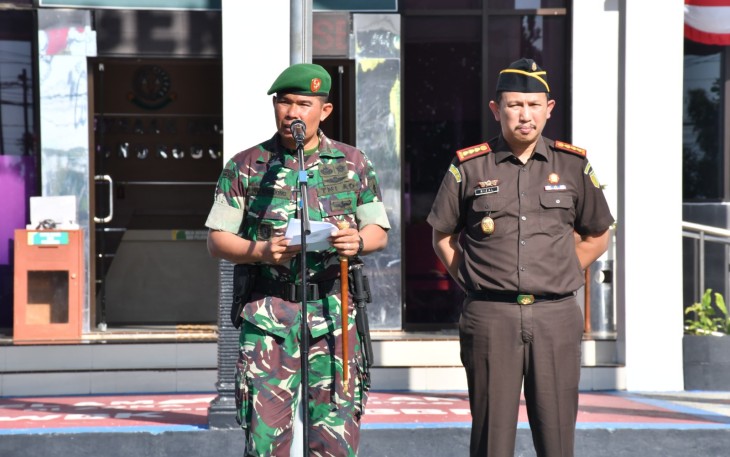 Dandim Ponorogo dan Kepala Kejaksaan Negeri Ponorogo Pimpin Apel Gelar Keamanan