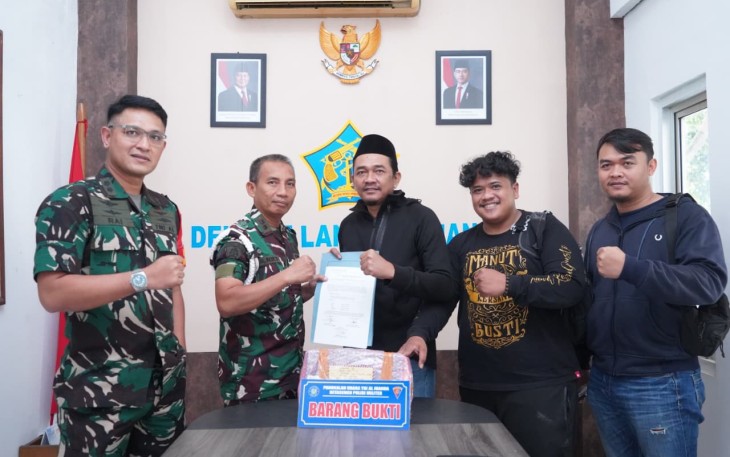 Komandan Satuan Tugas Pengamanan (Dansatgaspam) Bandara Juanda, Letkol Laut (P) Rai Terianom mewakili Komandan Lanudal Juanda Kolonel Laut (P) Gugus Wahyu Setyo Utomo di Mako Lanudal Juanda, Kamis (28/8/2025)